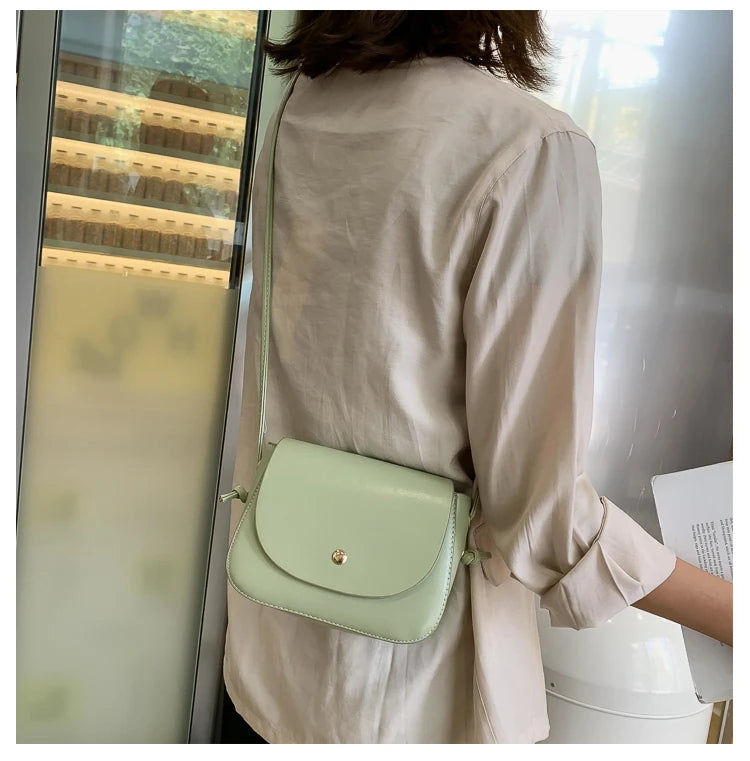 Retro Chic Crossbody